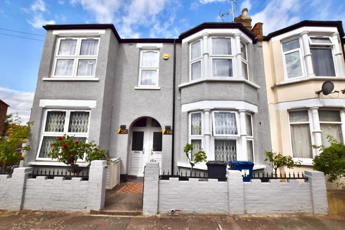 Homely And Stylish Apartment With A Garden In East Finchley 런던 외부 사진