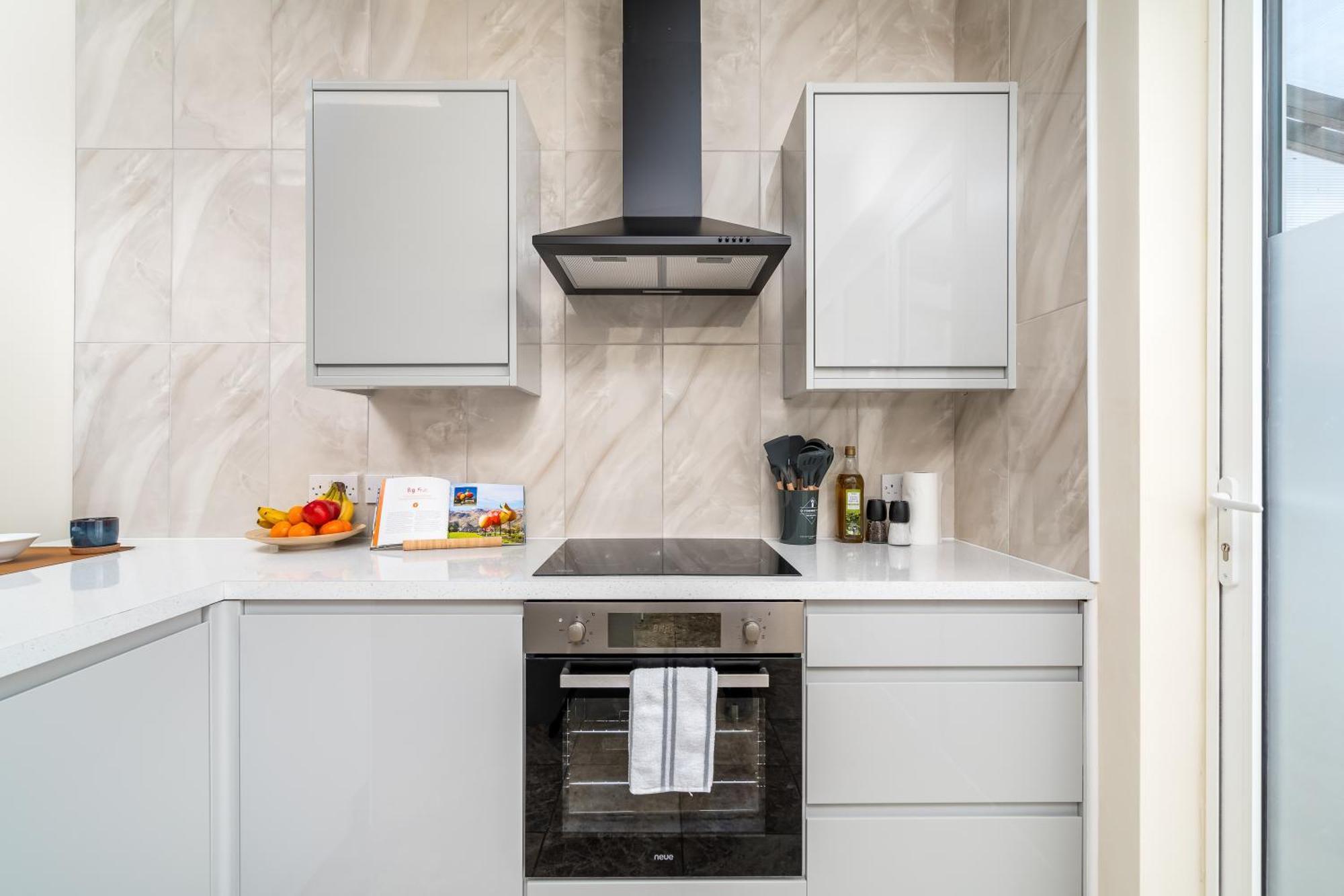 Homely And Stylish Apartment With A Garden In East Finchley 런던 외부 사진